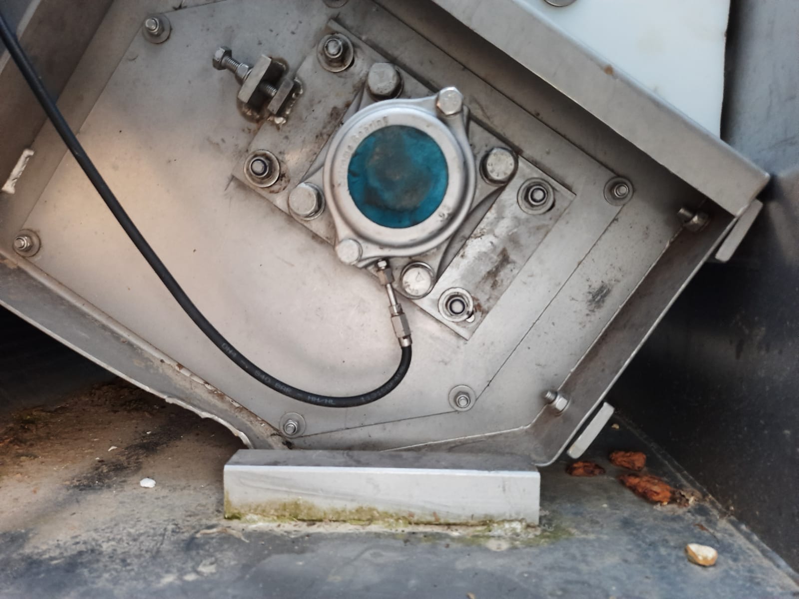 Stainless steel 316 saltwater Bearing grease system